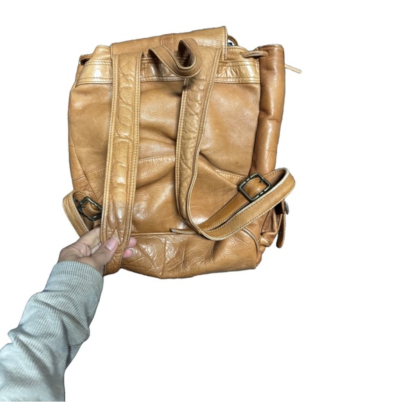 Vintage Genuine Leather Light Brown Backpack - Picture 2 of 4